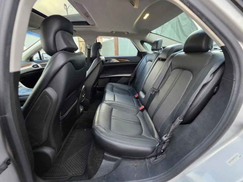 2015 Lincoln MKZ - Image 21 of 31