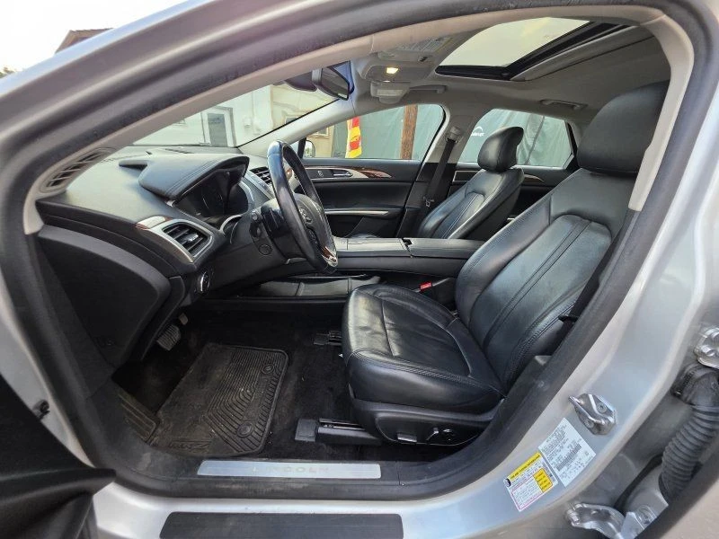 2015 Lincoln MKZ - Image 13 of 31