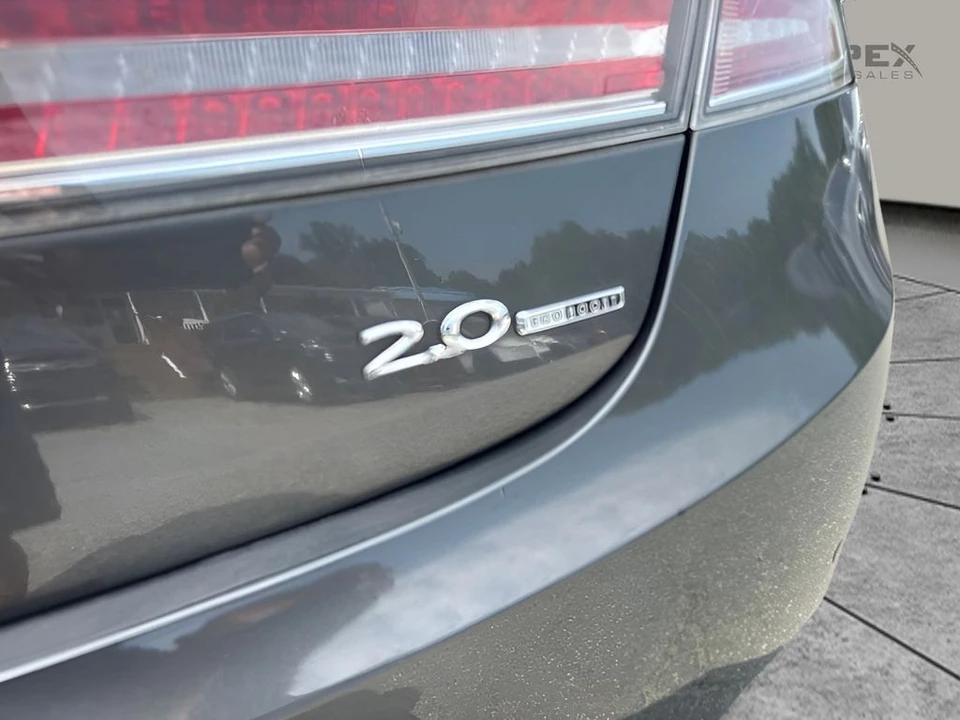 2015 Lincoln MKZ - Image 19 of 22