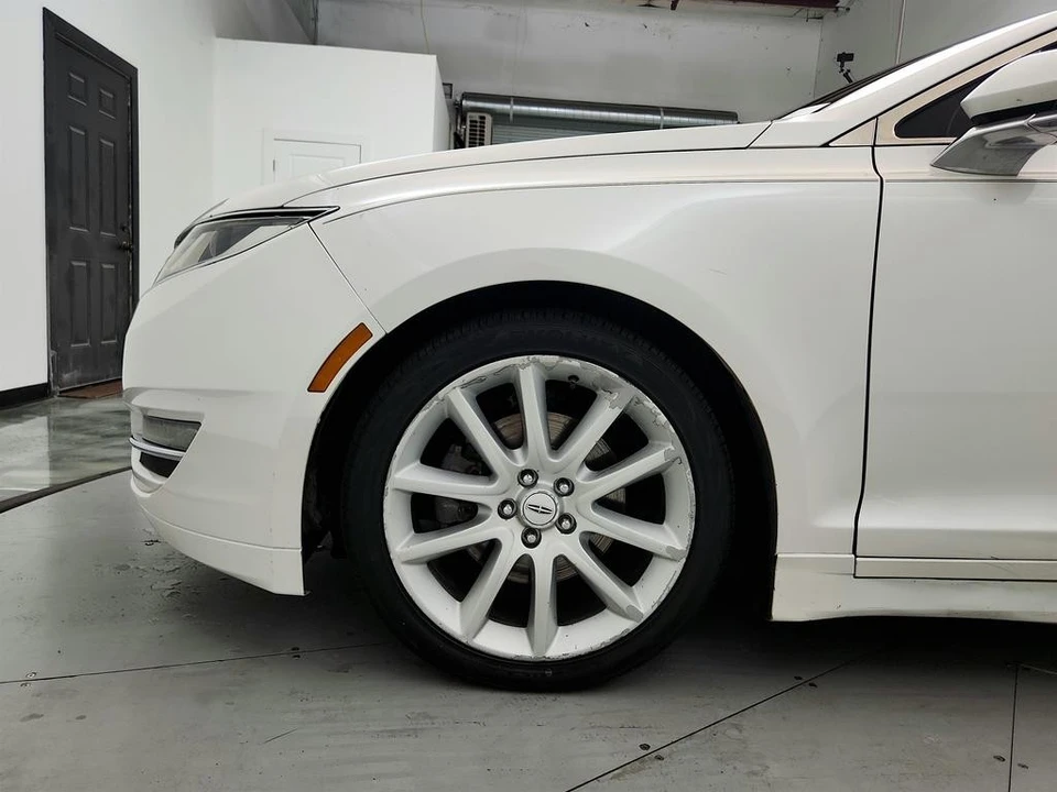 2015 Lincoln MKZ - Image 30 of 31