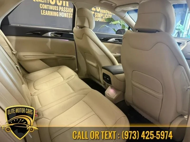 2015 Lincoln MKZ - Image 11 of 12