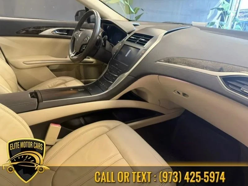 2015 Lincoln MKZ - Image 12 of 12