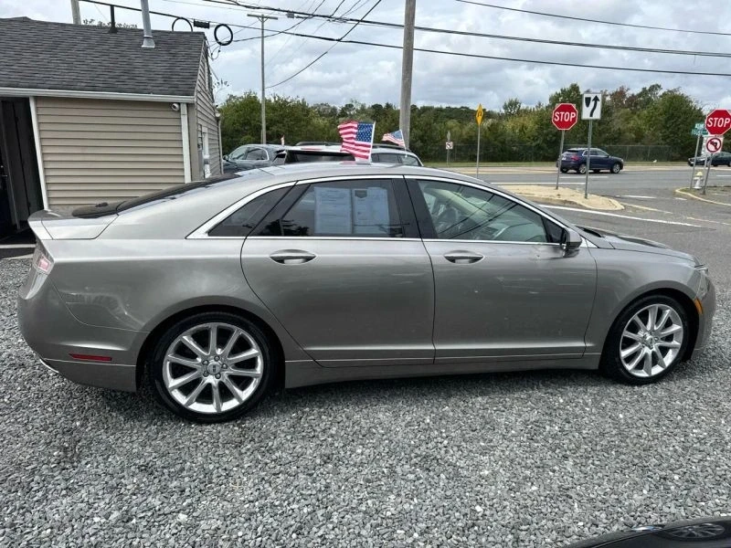 2015 Lincoln MKZ - Image 6 of 12