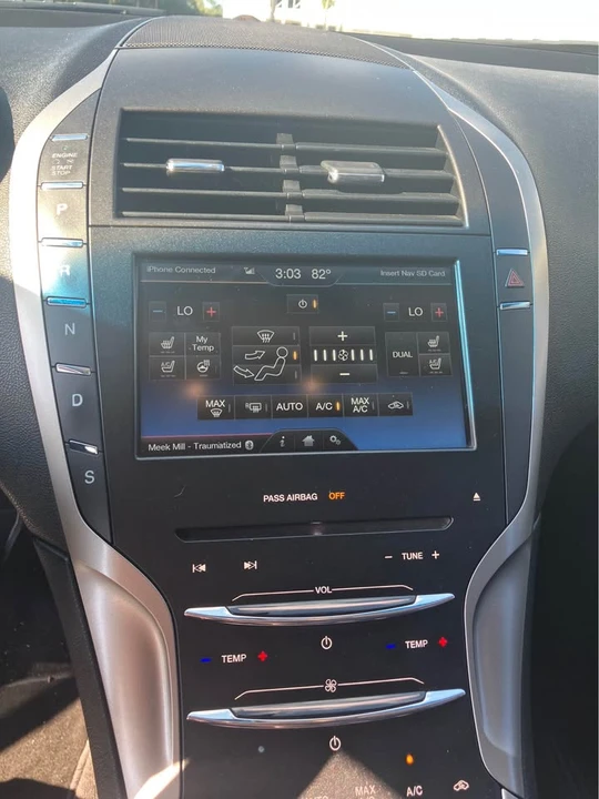 2015 Lincoln MKZ - Image 7 of 21