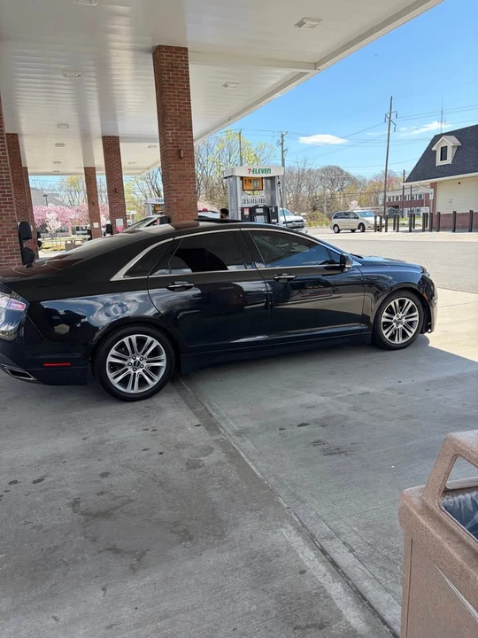 2015 Lincoln MKZ - Image 19 of 21