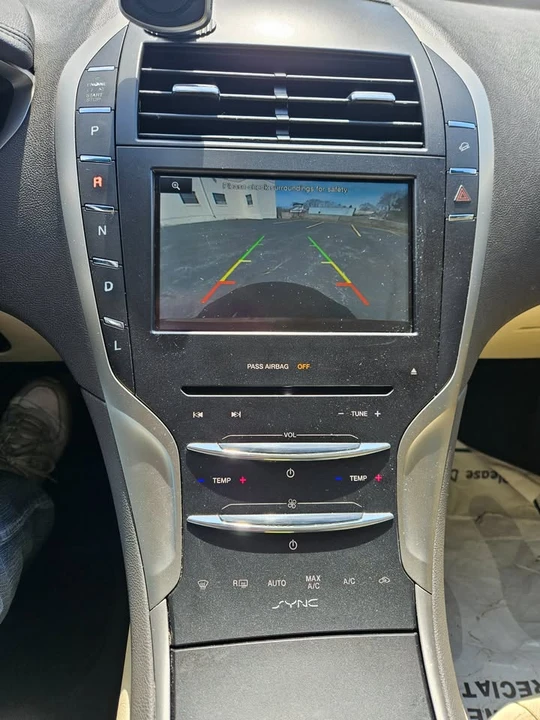 2015 Lincoln MKZ - Image 12 of 20