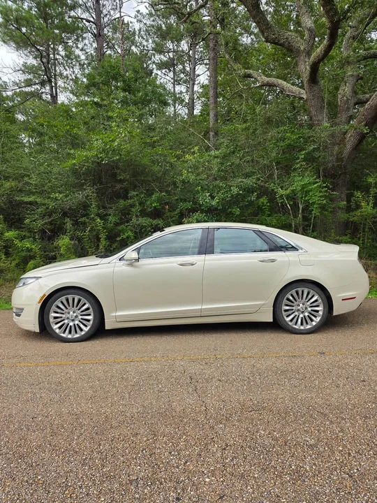 2015 Lincoln MKZ - Image 2 of 5
