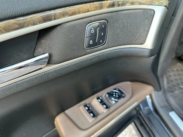 2015 Lincoln MKZ - Image 10 of 21