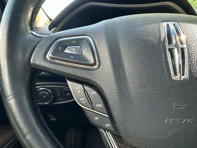 2015 Lincoln MKZ - Image 19 of 21