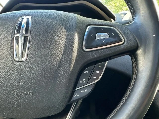 2015 Lincoln MKZ - Image 15 of 21