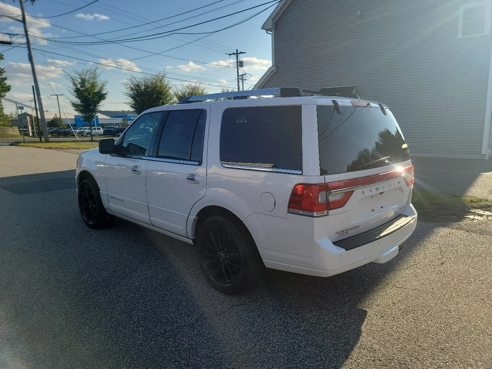 2015 Lincoln Navigator 3rd Gen - Image 5 of 21