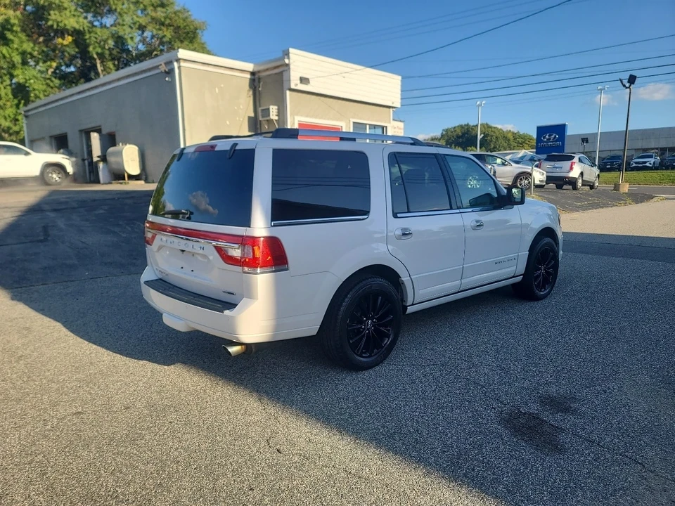 2015 Lincoln Navigator 3rd Gen - Image 7 of 21
