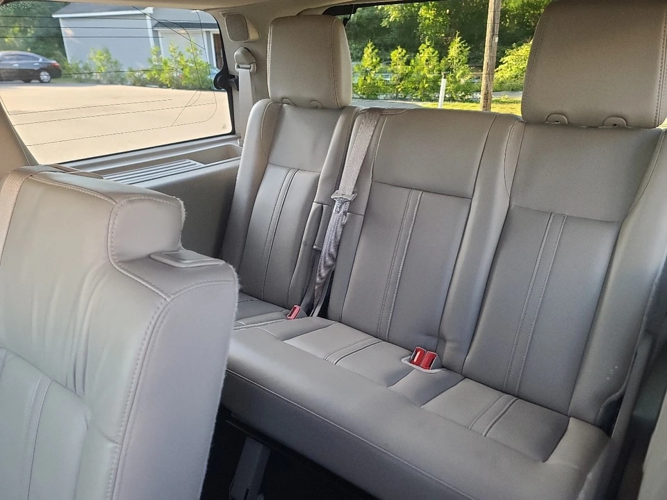 2015 Lincoln Navigator 3rd Gen - Image 12 of 21