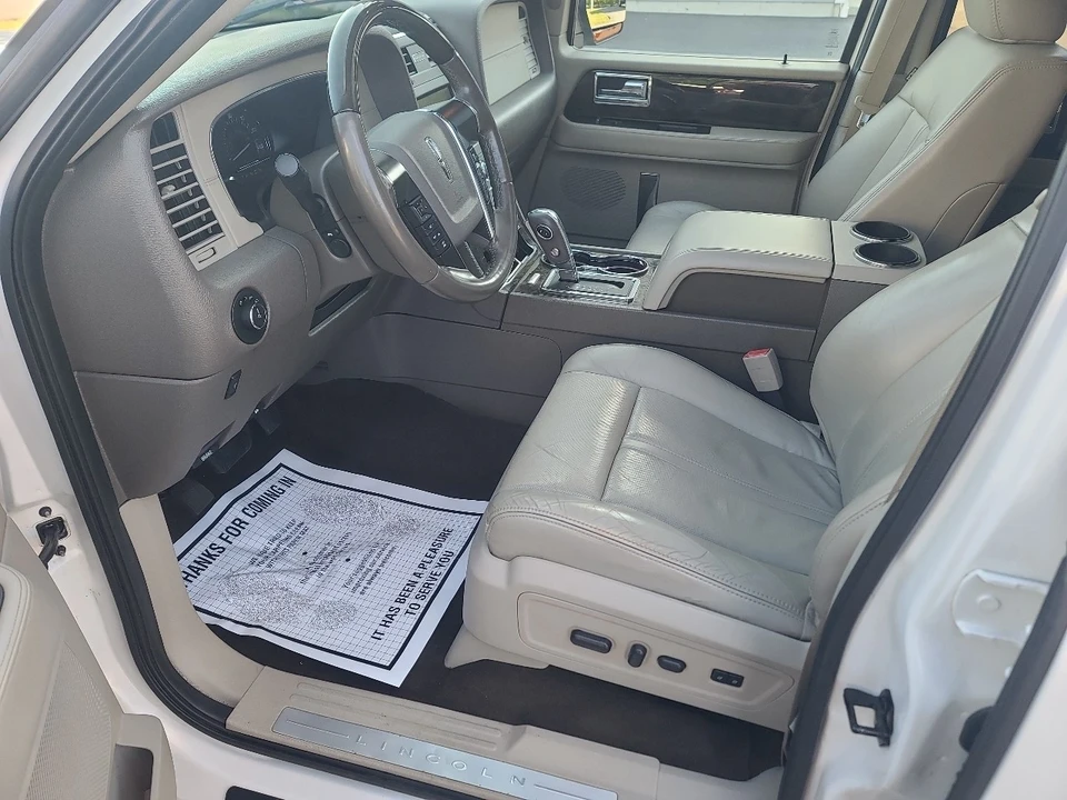 2015 Lincoln Navigator 3rd Gen - Image 10 of 21