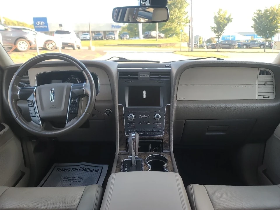 2015 Lincoln Navigator 3rd Gen - Image 19 of 21