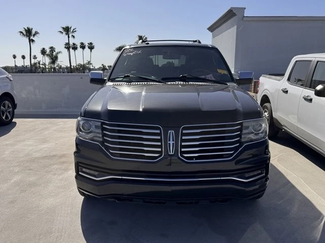 2015 Lincoln Navigator 3rd Gen - Image 2 of 3