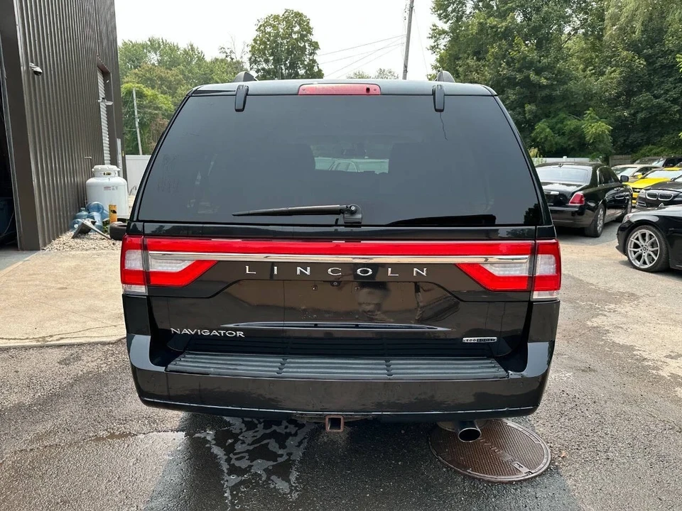 2015 Lincoln Navigator 3rd Gen - Image 6 of 21