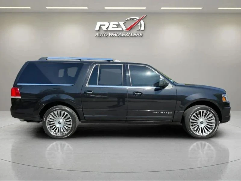 2015 Lincoln Navigator 3rd Gen - Image 7 of 12
