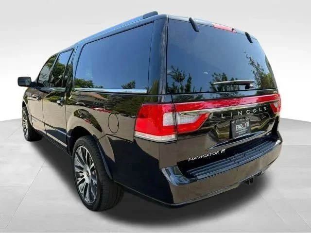 2015 Lincoln Navigator 3rd Gen - Image 4 of 12
