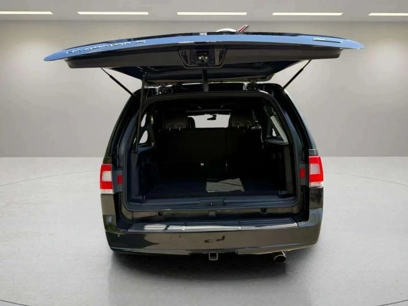 2015 Lincoln Navigator 3rd Gen - Image 5 of 12