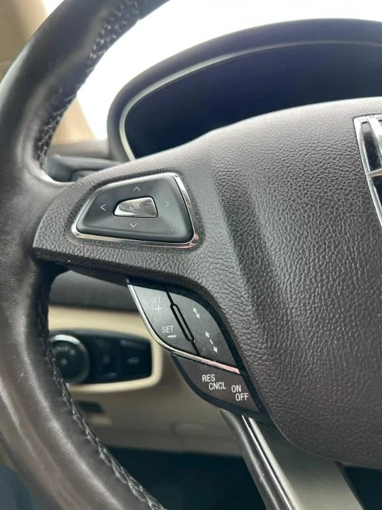 2015 Lincoln MKC - Image 13 of 20