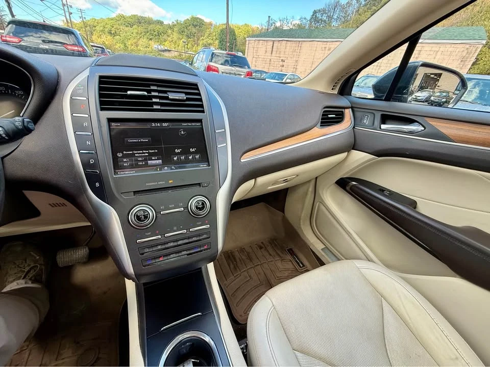 2015 Lincoln MKC - Image 13 of 17