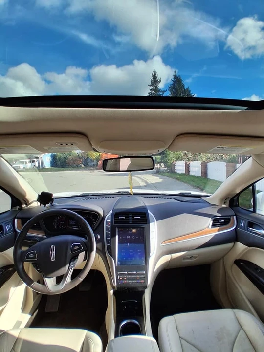 2015 Lincoln MKC - Image 8 of 17