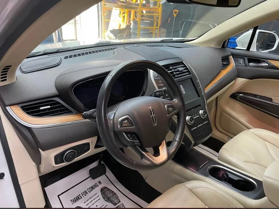 2015 Lincoln MKC - Image 5 of 10