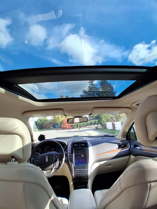 2015 Lincoln MKC - Image 9 of 17