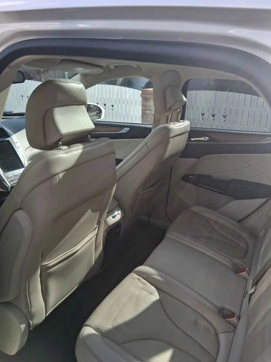 2015 Lincoln MKC - Image 11 of 16