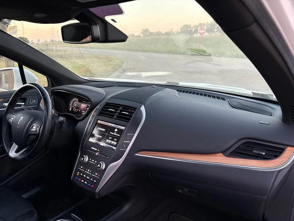 2015 Lincoln MKC - Image 12 of 16