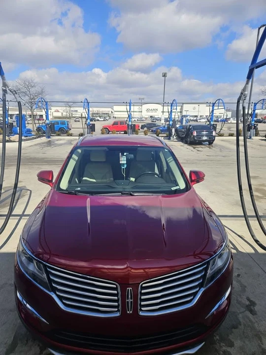 2015 Lincoln MKC - Image 10 of 15