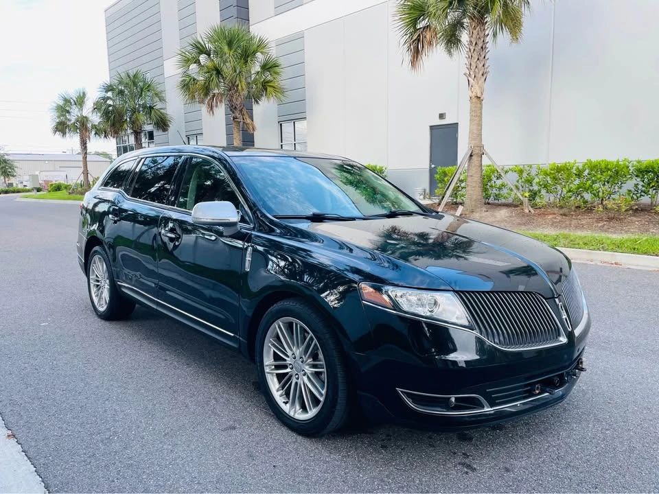 2015 Lincoln MKT - Image 7 of 20
