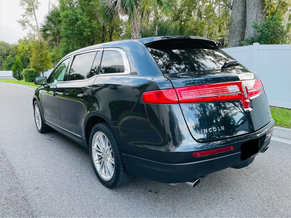 2015 Lincoln MKT - Image 4 of 20