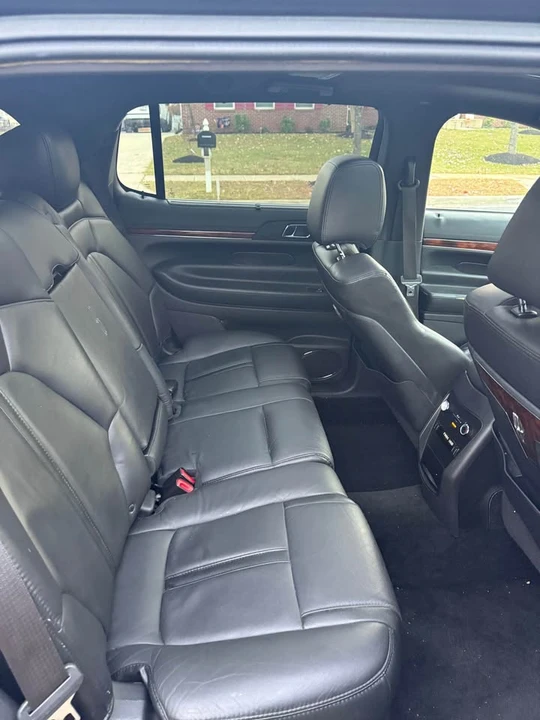 2015 Lincoln MKT - Image 3 of 11