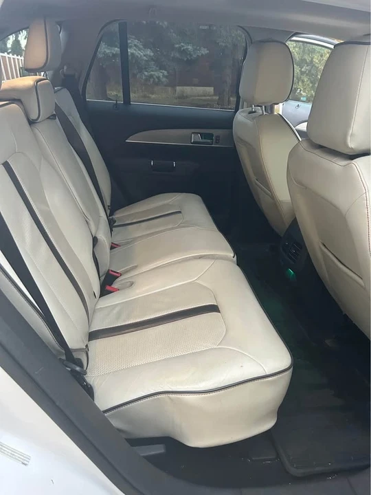 2015 Lincoln MKX - Image 4 of 10