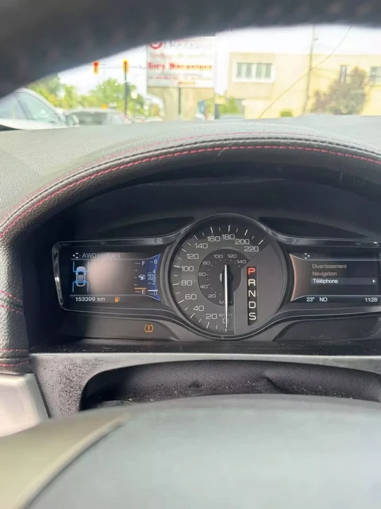 2015 Lincoln MKX - Image 10 of 19