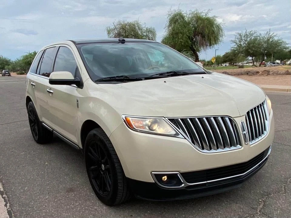 2015 Lincoln MKX - Image 2 of 12