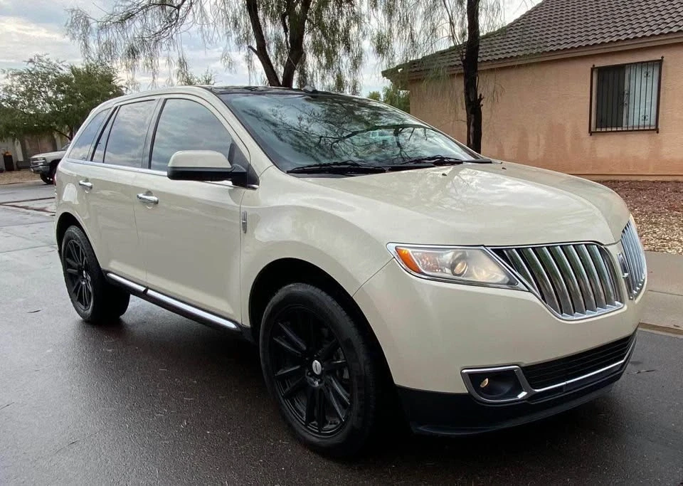 2015 Lincoln MKX - Image 8 of 12