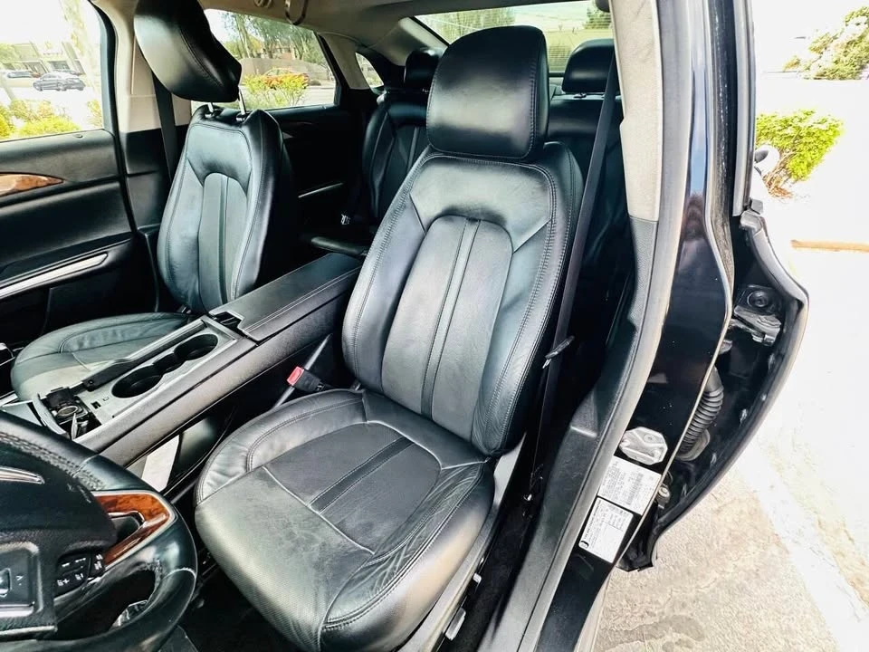 2015 Lincoln MKZ - Image 11 of 19