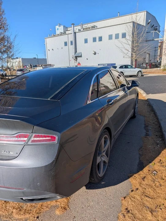 2015 Lincoln MKZ - Image 2 of 10
