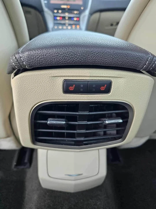 2015 Lincoln MKZ - Image 18 of 20
