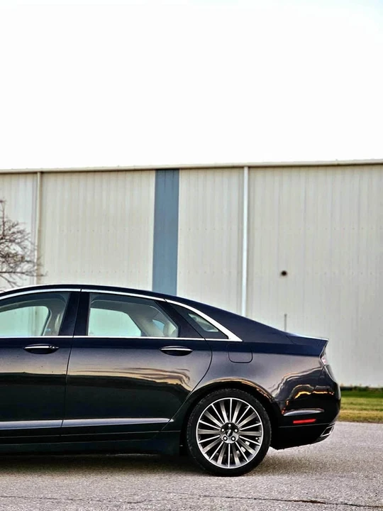 2015 Lincoln MKZ - Image 4 of 20
