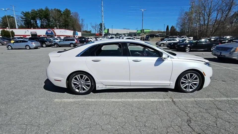 2015 Lincoln MKZ - Image 3 of 10