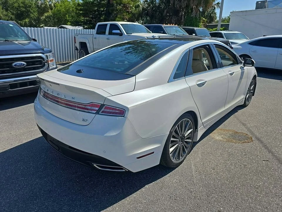 2015 Lincoln MKZ - Image 4 of 4