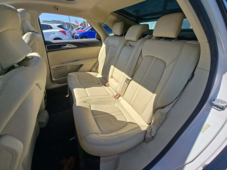 2015 Lincoln MKZ - Image 2 of 4