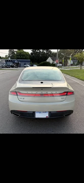 2015 Lincoln MKZ - Image 3 of 8