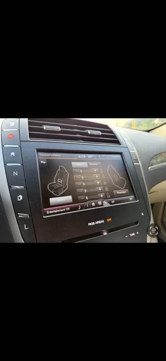 2015 Lincoln MKZ - Image 6 of 8
