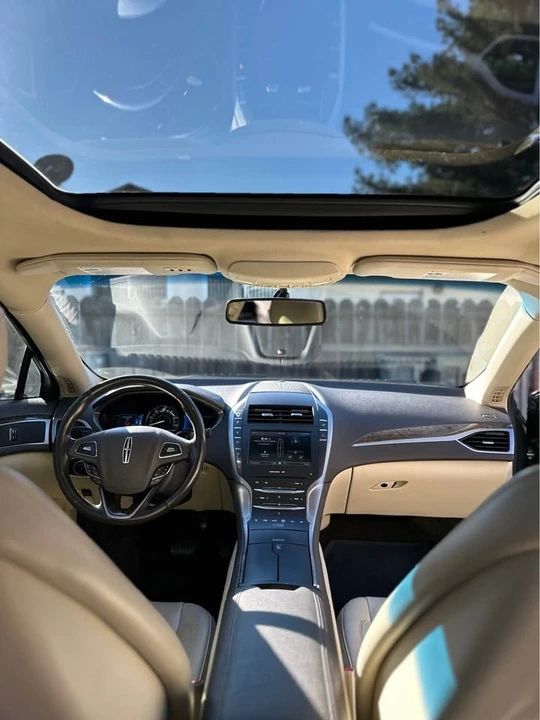 2015 Lincoln MKZ - Image 8 of 14