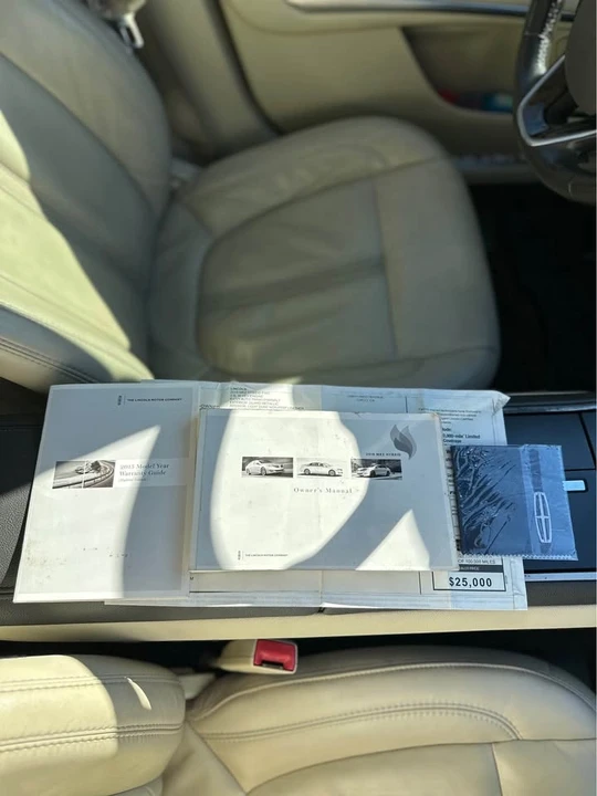 2015 Lincoln MKZ - Image 13 of 14